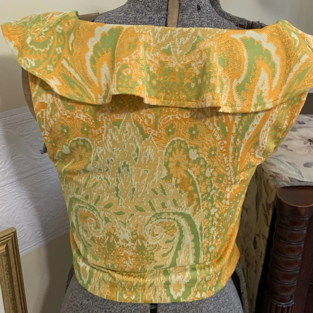 Zara Blouse Size Large Jacquard Paisley Print Ruffle Scoop Neck Top NEW - Picture 12 of 12